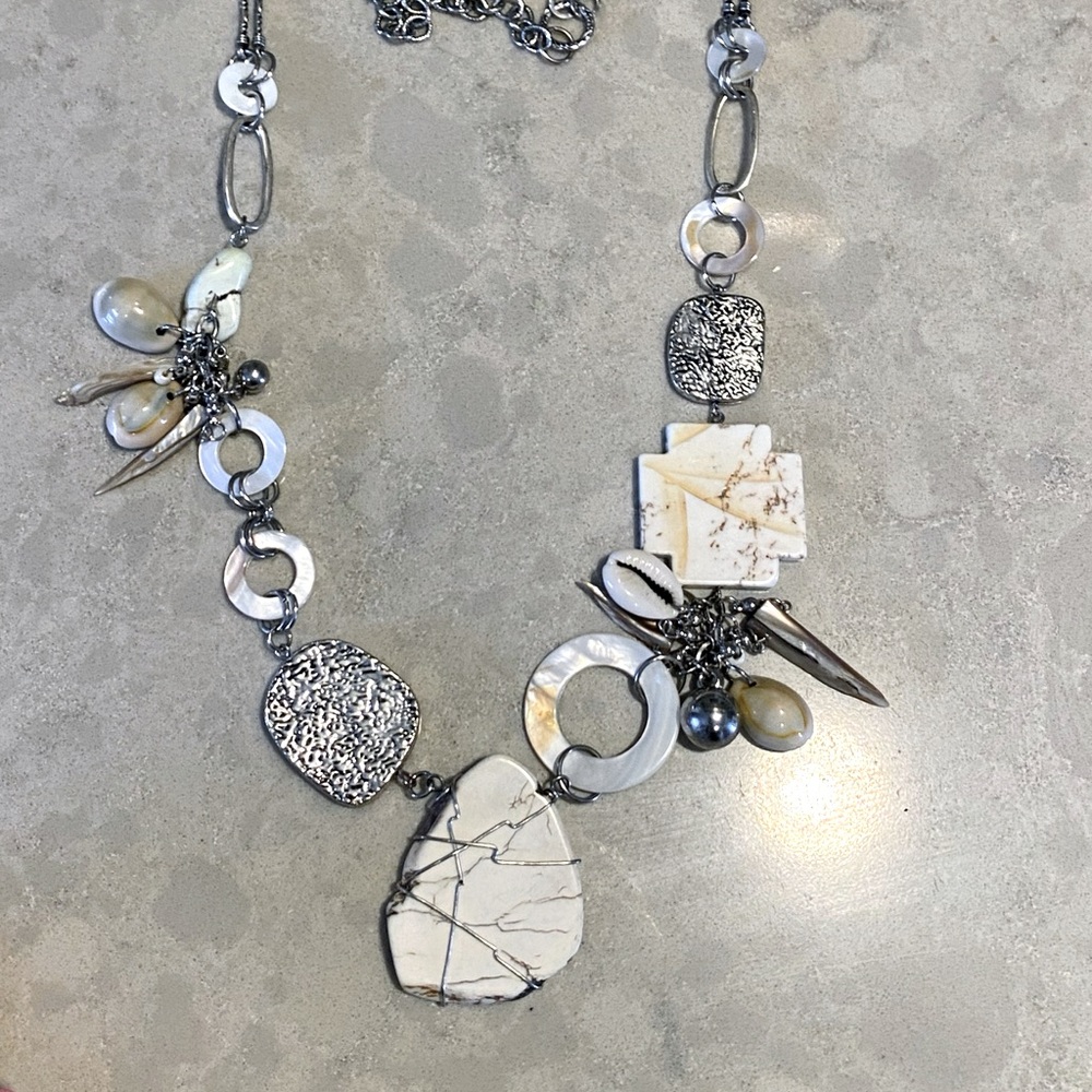 Chico’s Silver-Tone Stone Trinket Chunky Necklace ~ 21 inch drop